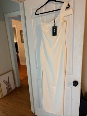 Likely One-Shoulder Maxson Midi Dress